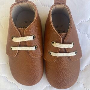 Classic Monkey Feet USA Brown Kids Shoes with White Laces
